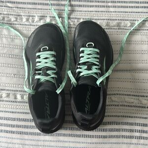 Women’s Altra Timp 5 GTX Size 8.5